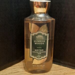 "SUNRISE WOODS"  BATH AND BODY WORKS